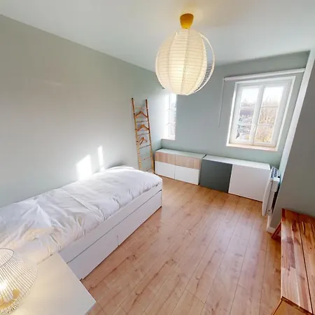☆ 4 ☆ Vue Vieille ☆ Netflix ☆ Apartment Metz
